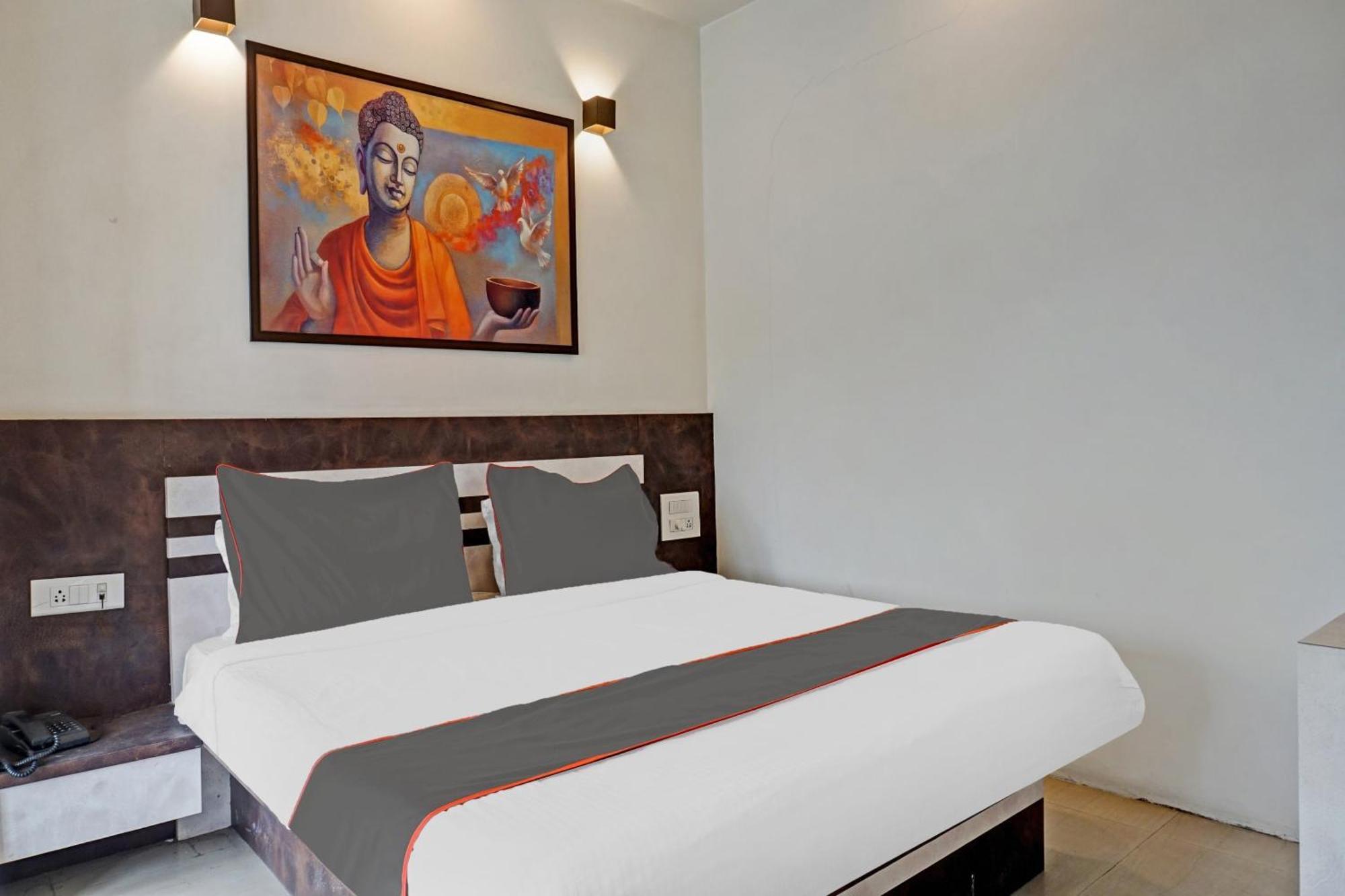 Collection O Royce Studios Near Pune Airport Екстериор снимка